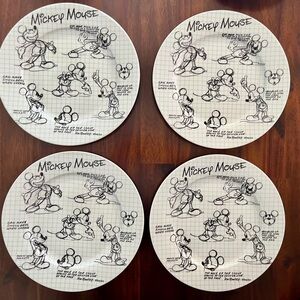 8 Disney Mickey/Minnie Mouse 90 Years of Magic Sketchbook 10.5" Dinner Plates